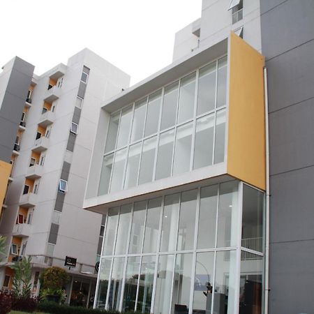 Nature Inn Aeropolis Ar3 Tangerang Exterior photo